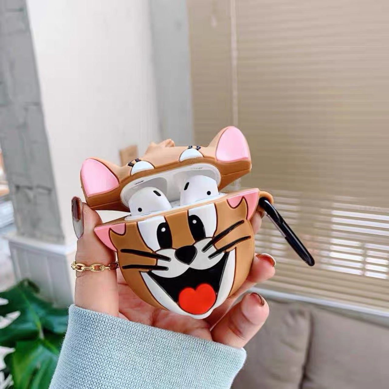 Tom & Jerry Cartoon Character Cat and Mouse Geek Popular TV Show 3d Inspired Cool AirPods Case Cover – Premium Silicone Protection Gift For him/Gift For her AirPods 1/2/3/4 & AirPods Pro – Stylish, Durable & Shockproof